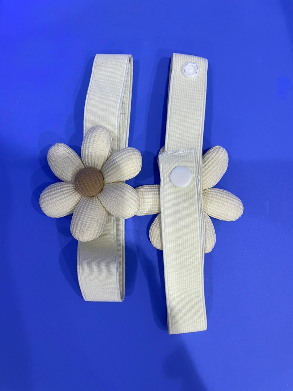 curtain holders 